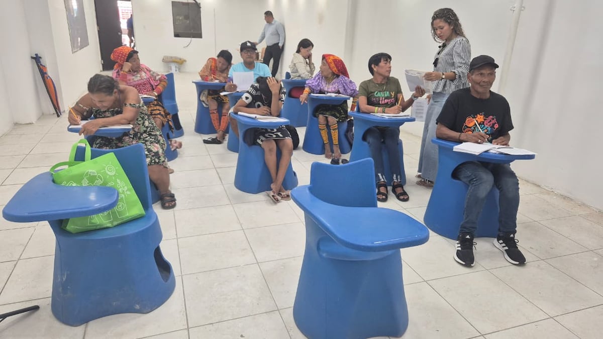 Panamá, segundo en analfabetismo, pero primero en esperanza: el plan piloto que cambia vidas en Santa Ana