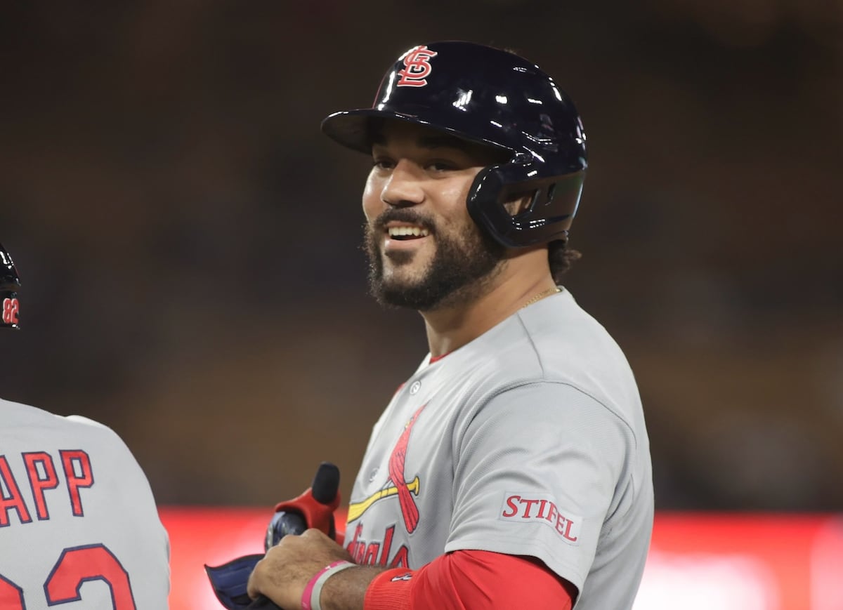 Leonardo Bernal firma un debut lleno de historia con los Cardinales