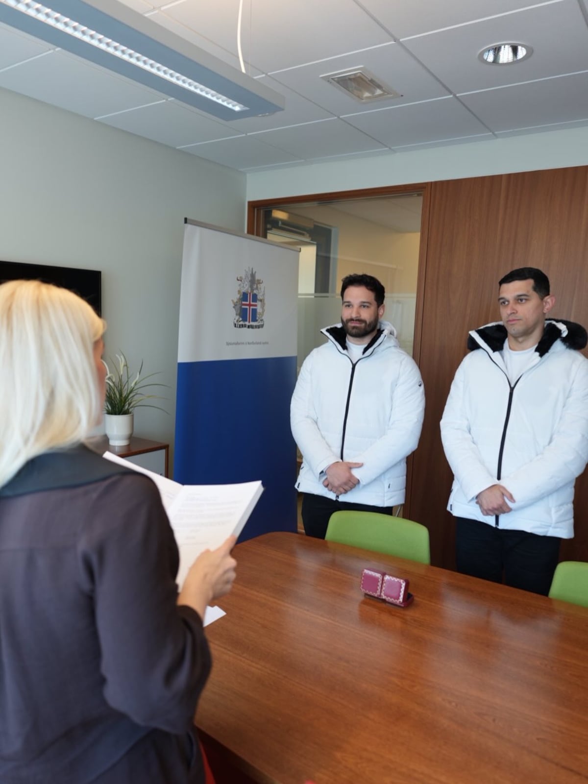 Amor sobre hielo: Fufo Rosario y Carlos Duque se casan en la mágica Islandia