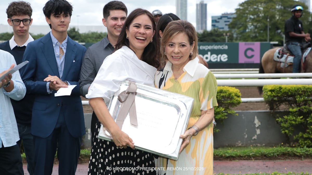Celebración en grande: Stud Cantón disfruta triunfo en honor a Ricardo Lau Yunsan