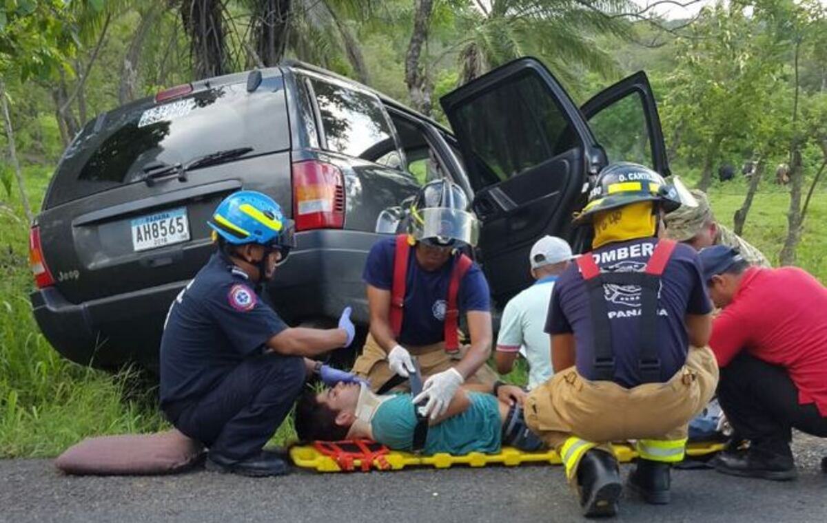 Menor de edad choca contra una camioneta en Veraguas 