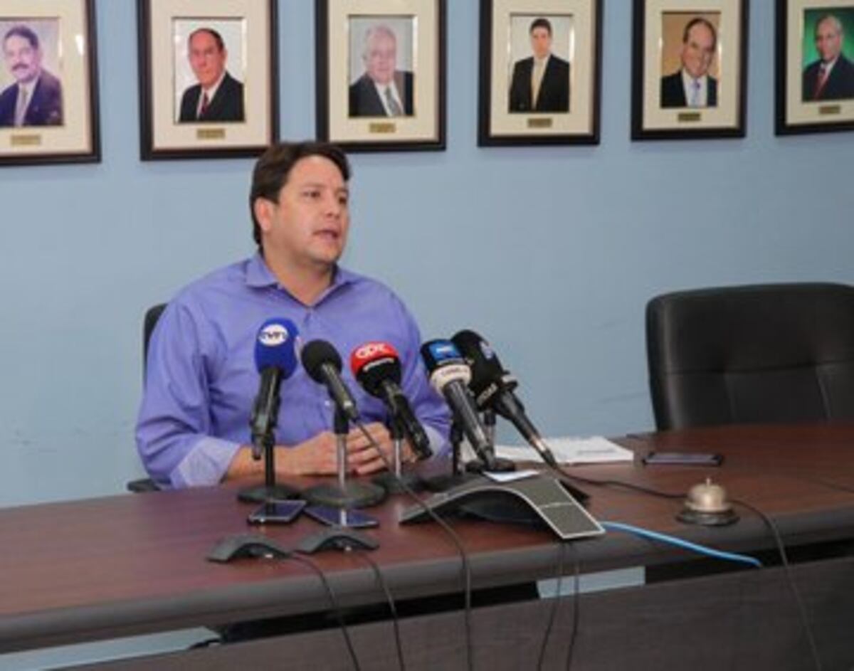 Se formó. Panamá Oeste está en las calles exigiendo agua. Tranque descomunal. Video