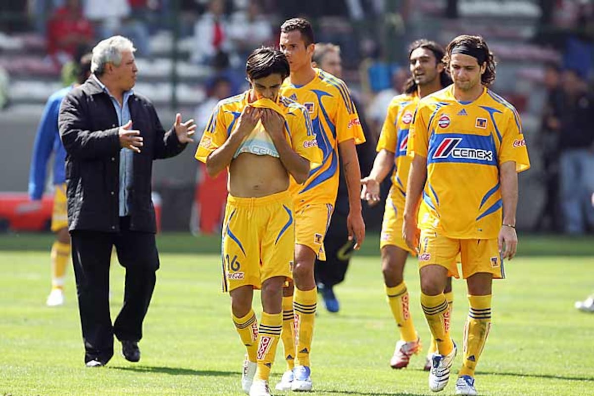 Exfutbolista panameño coincidió con Gallego en México