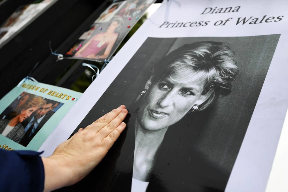 El médico que atendió a la princesa Diana en París contó por primera vez estremecedores detalles de la noche de su muerte