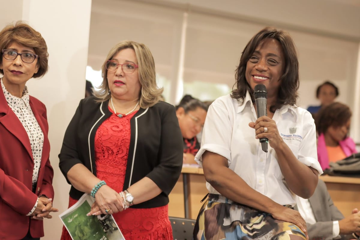 ¡Clases sí hay! Pero mil 500 docentes siguen sin volver a las aulas