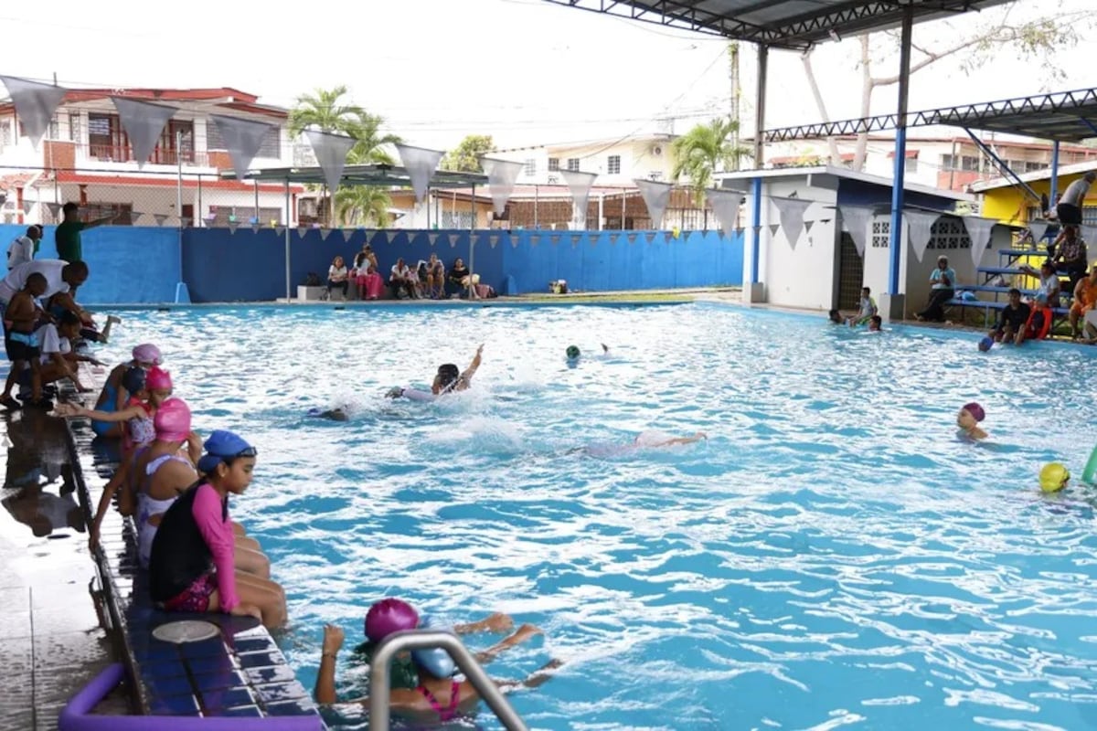 ¡Vuelven los chapuzones! Reabren las piscinas de Pueblo Nuevo y Parque Lefevre