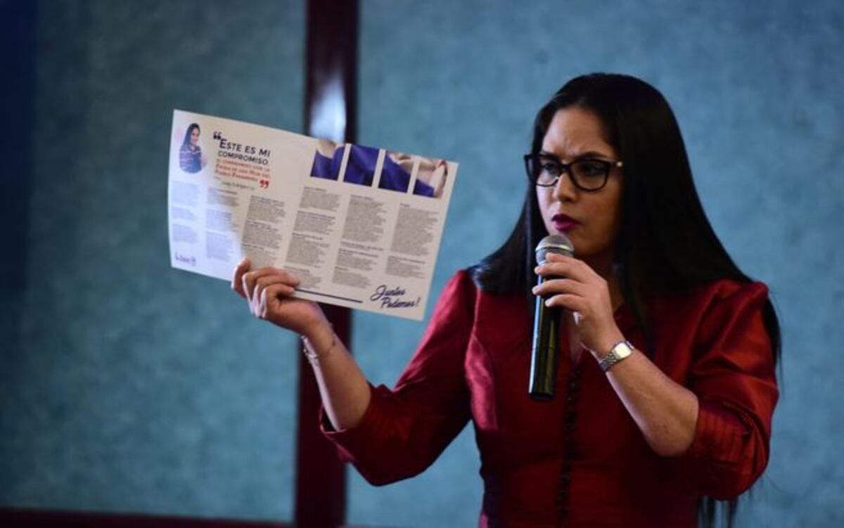 Diputado Salerno quiere conocer la bolita mágica de Zulay | Video