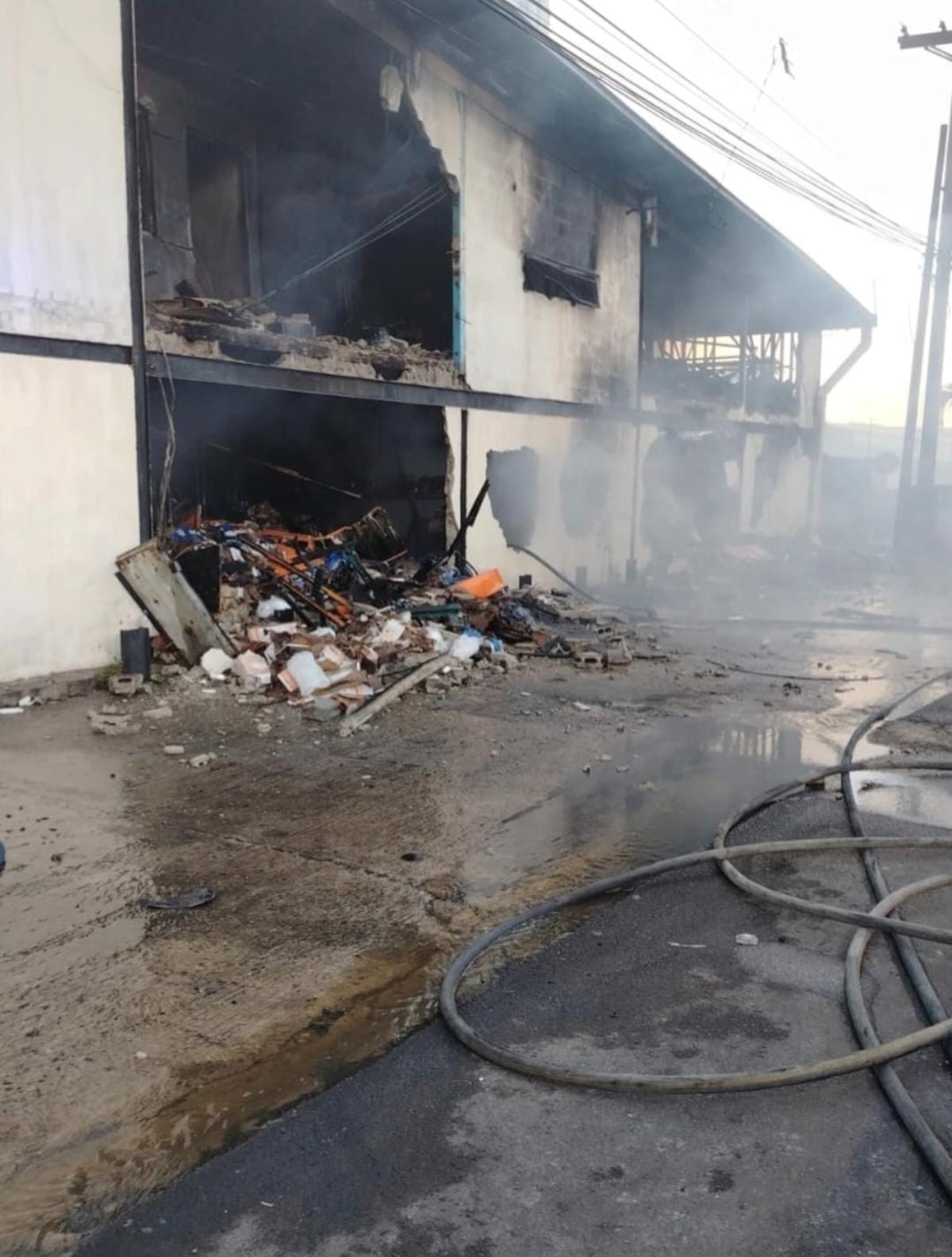 ‘No me dio tiempo de despedirme’: desgarrador relato de la esposa del nicaragüense que murió en incendio de Río Abajo