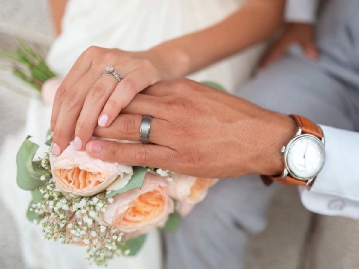 Novia engaña a su pareja y lo arresta en el altar el día de la boda