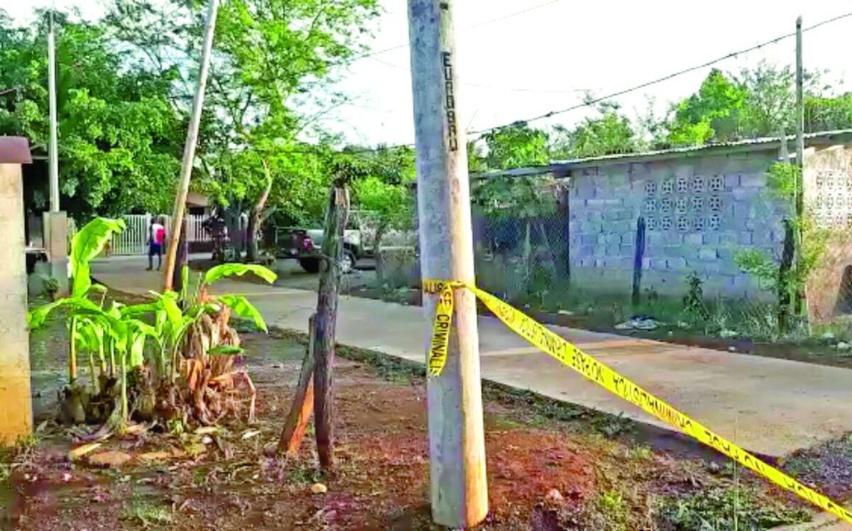 ¡Se hacían pasar de policías! Acribillan a joven en Los Anastacios