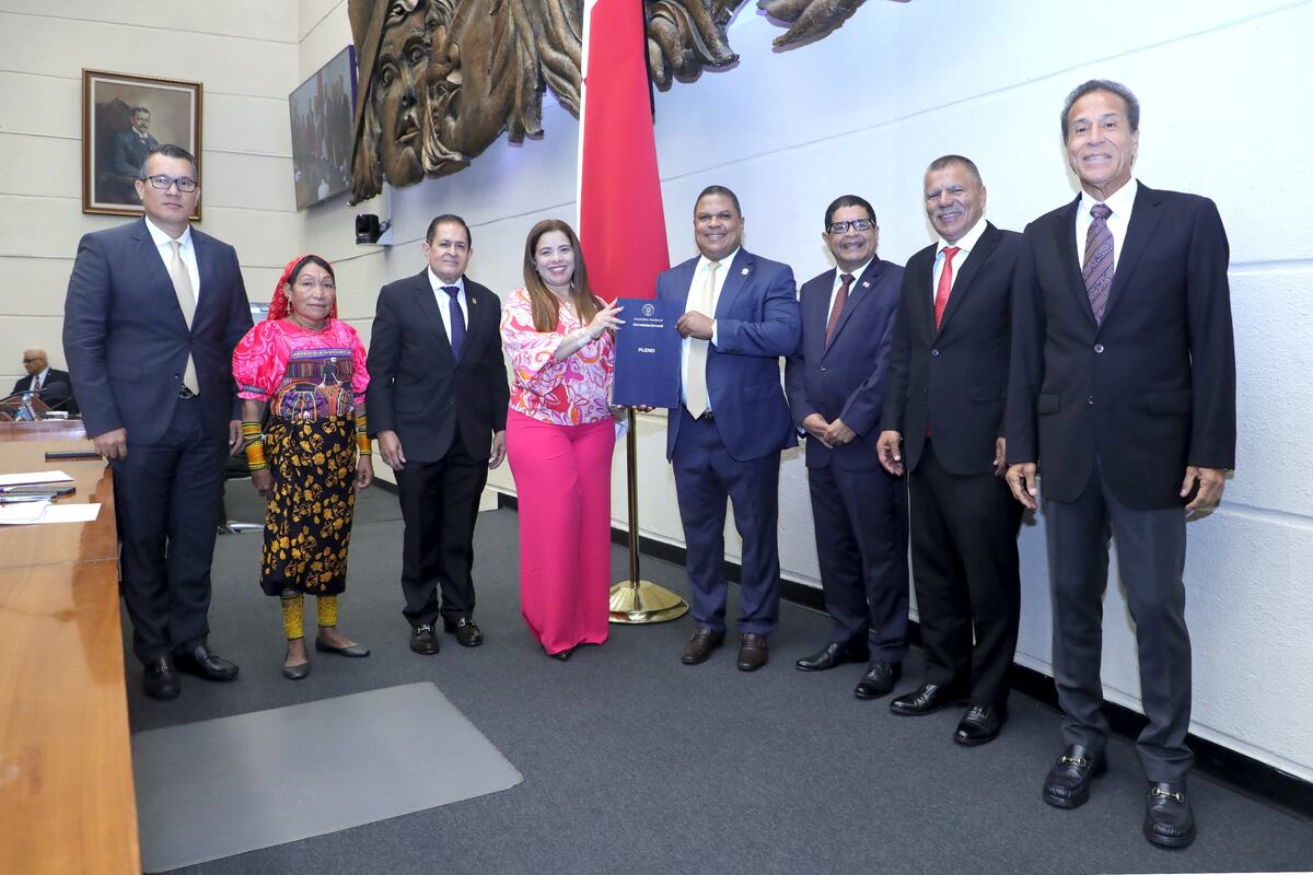 Pleno aprueba en tercer debate proyecto de ley sobre evaluación estandarizada para medir rendimiento académico