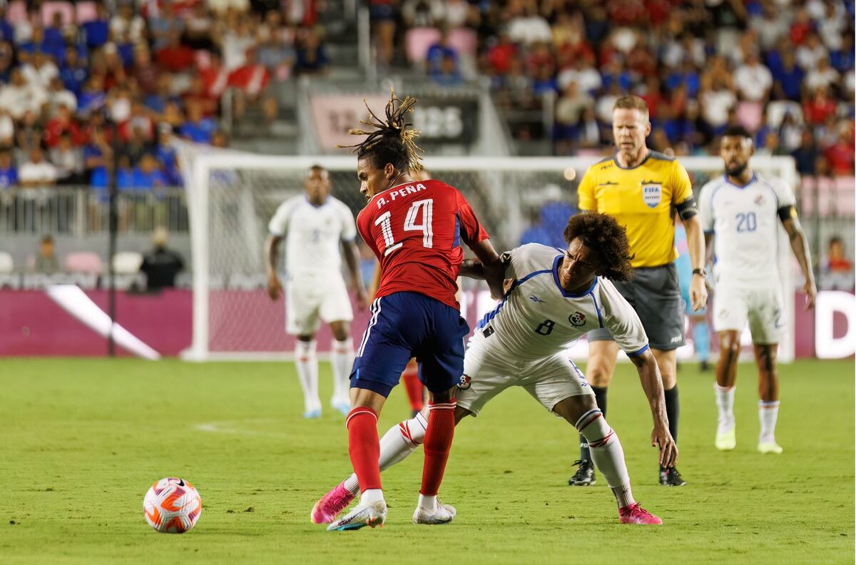 Panamá se impone ante una deslucida Costa Rica