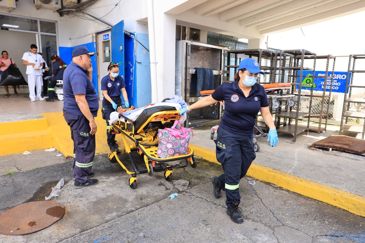 Traslado exitoso: 98 pacientes llegan al nuevo hospital en Colón