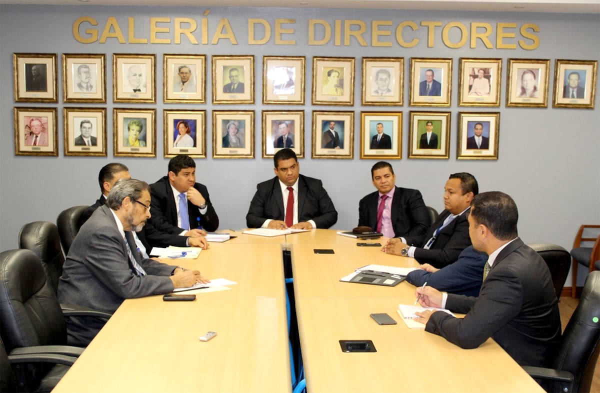 Pretende lograr celeridad en las escrituras de propiedades
