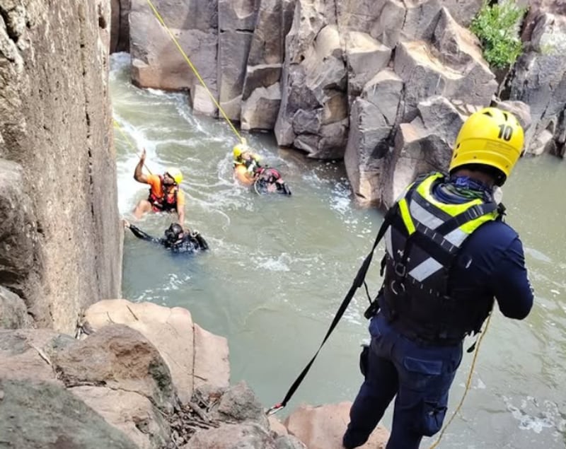ÚLTIMA HORA | Joven desaparece tras caer al río Zaratí en La Angostura de Penonomé