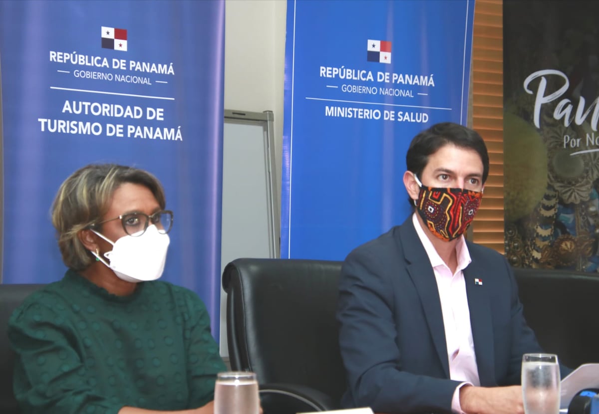 Playa, sol, ‘Black Week’ y vacunas. Panamá, primer país en ofrecer turismo de vacunas en la región