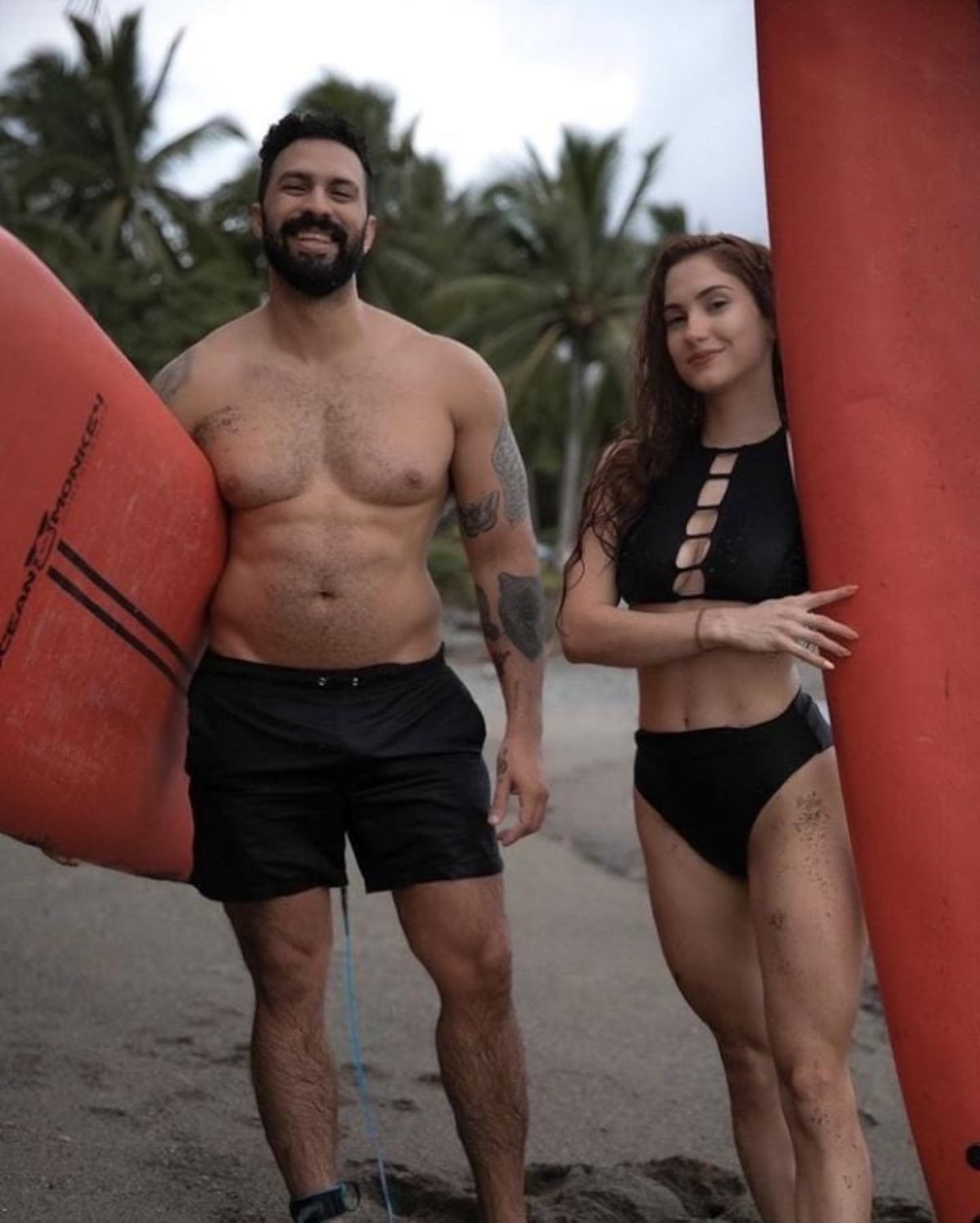 No hay ‘Alguien más’. Tranquilas, Aurelio Tamayo sigue soltero