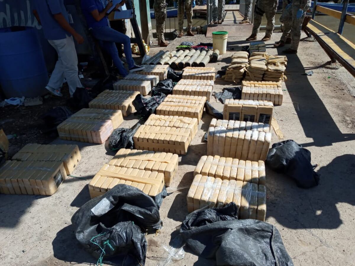 Decretan detención provisional a dos ciudadanos por posesión agravada de drogas