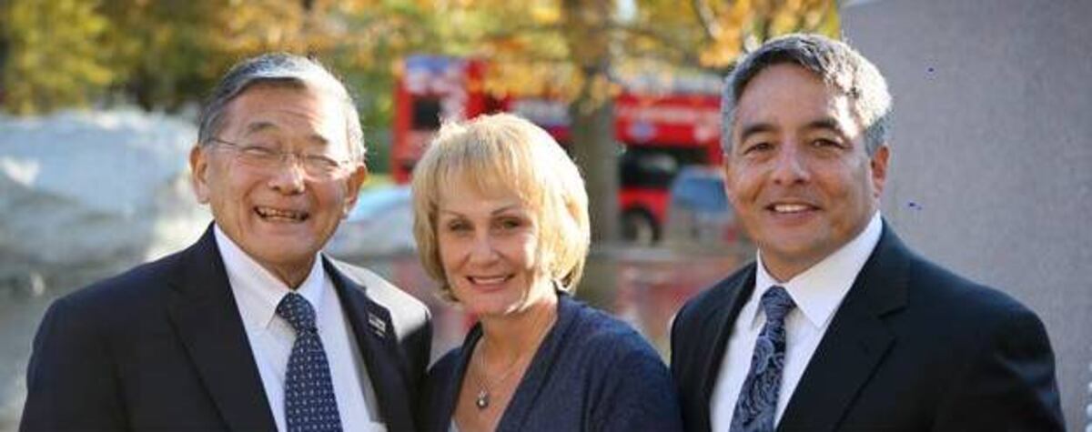 Coronel de la Fuerza Aérea se reencuentra con su madre en Japón 45 años después