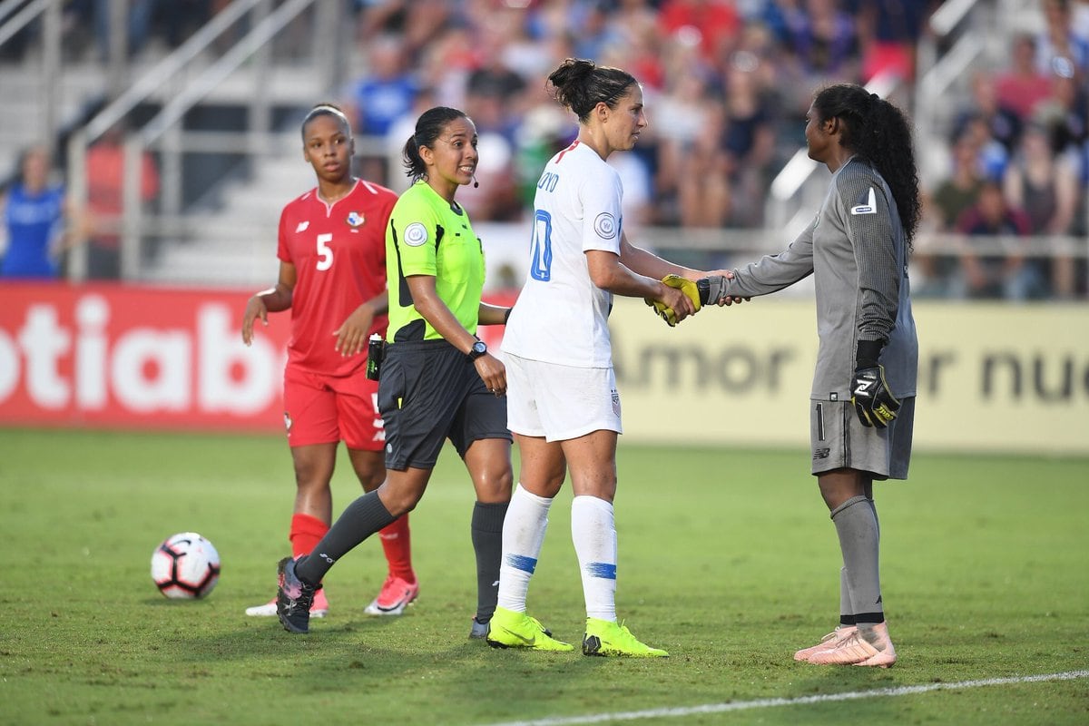 Portera panameña Yenith Bailey, impresiona a cazatalentos en Estados Unidos