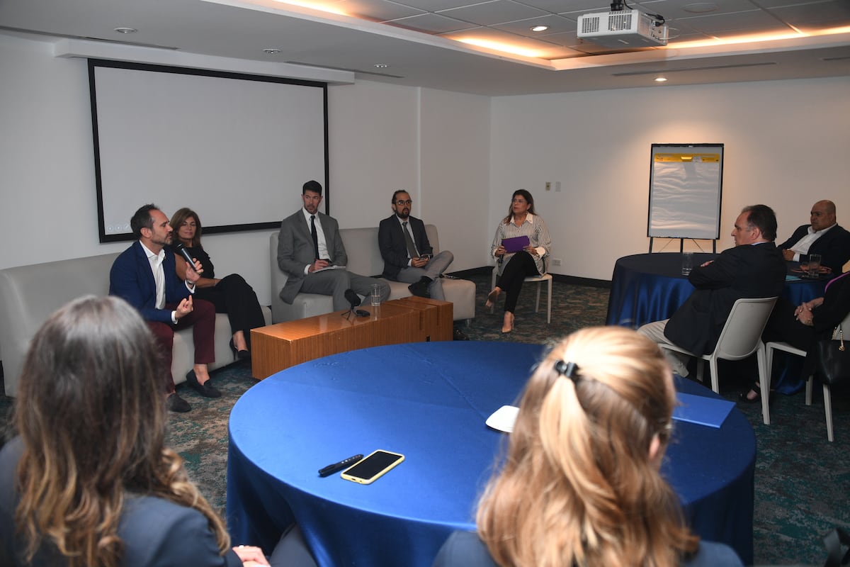 La cleptocracia nos roba el futuro del país