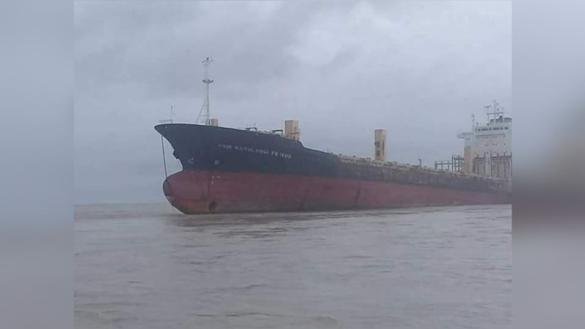 Un barco fantasma, sin carga ni tripulación  aparece en Birmania