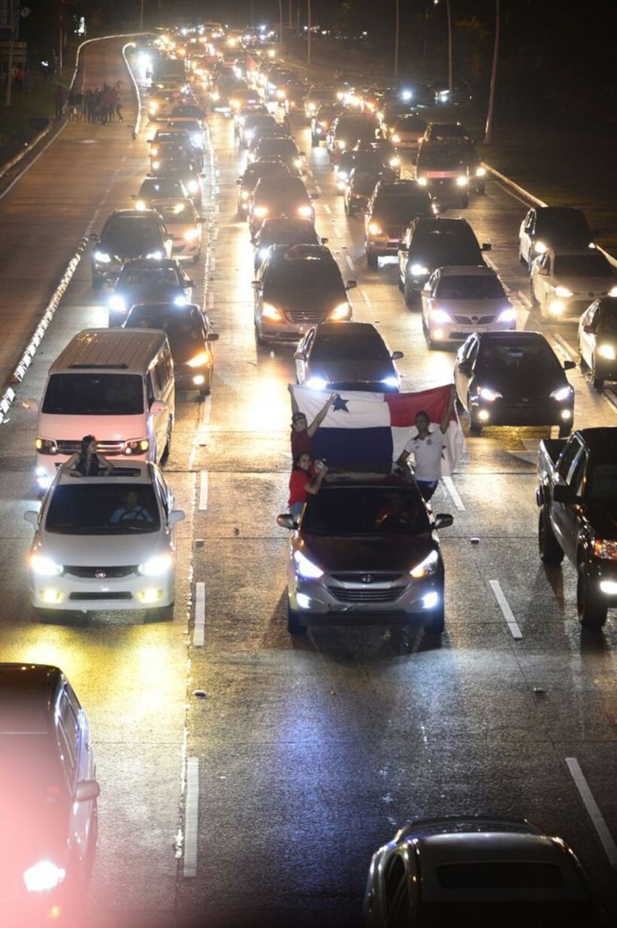 ¡Oficial! Este miércoles no hay clases ni trabajo, es Día de Fiesta Nacional