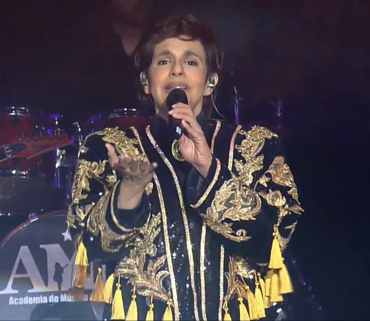 Renace de las cenizas: Gabo brilla como Bad Bunny en la segunda gala de ‘Tu Cara Me Suena