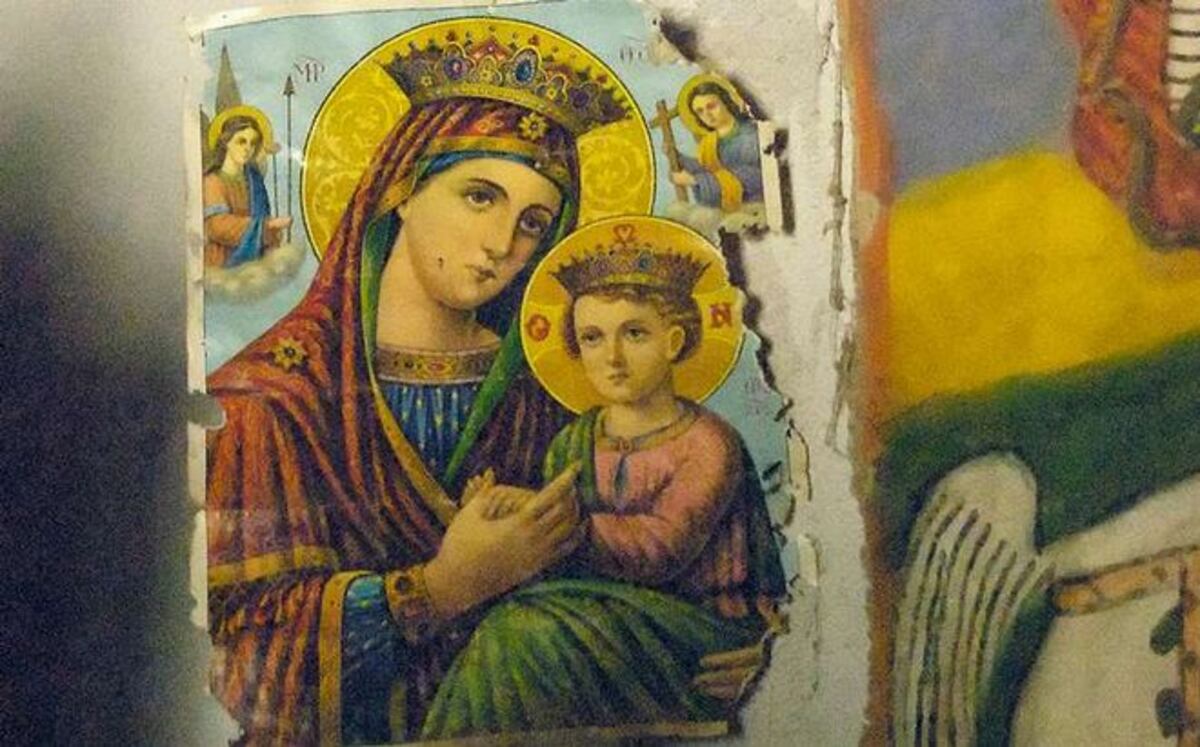 Advierten de grupo que usa a la Virgen para ofrecer medicina alternativa