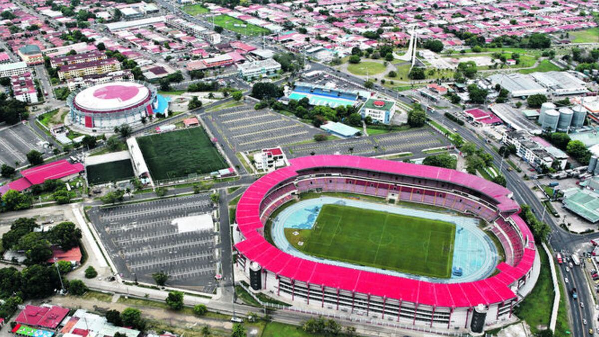 Adultos mayores de San Miguelito podrán vacunarse en la Ciudad Deportiva Irving Saladino