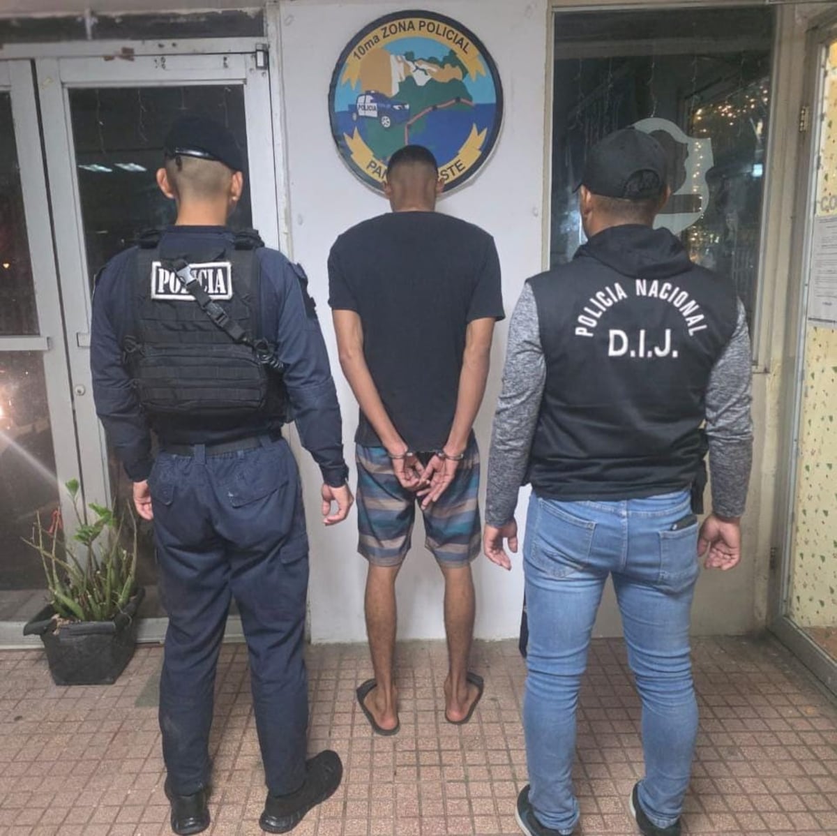 Cae padrastro por su supuesta vinculación con la muerte de su hijastra de 2 años