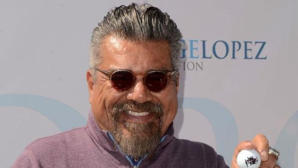 El actor de ascendencia mexicana George López se orinó en la estrella de Trump