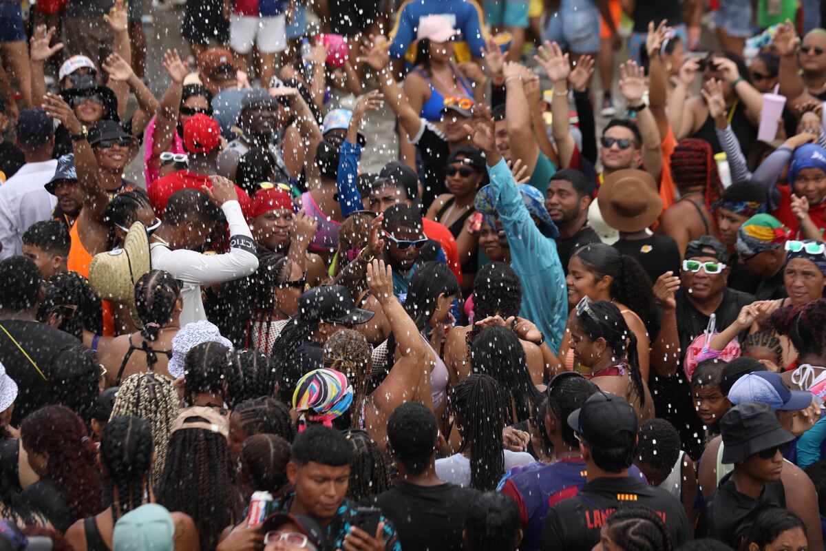 Abren cupos para microempresarios para el Festival Carnavalístico Vol. Caribe 2026 