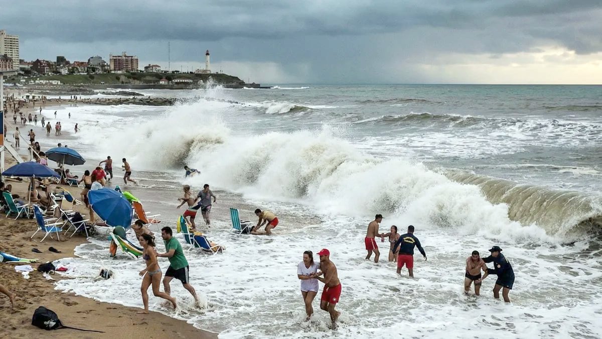 Meteotsunami sorprende balneario causa muerte y terror
