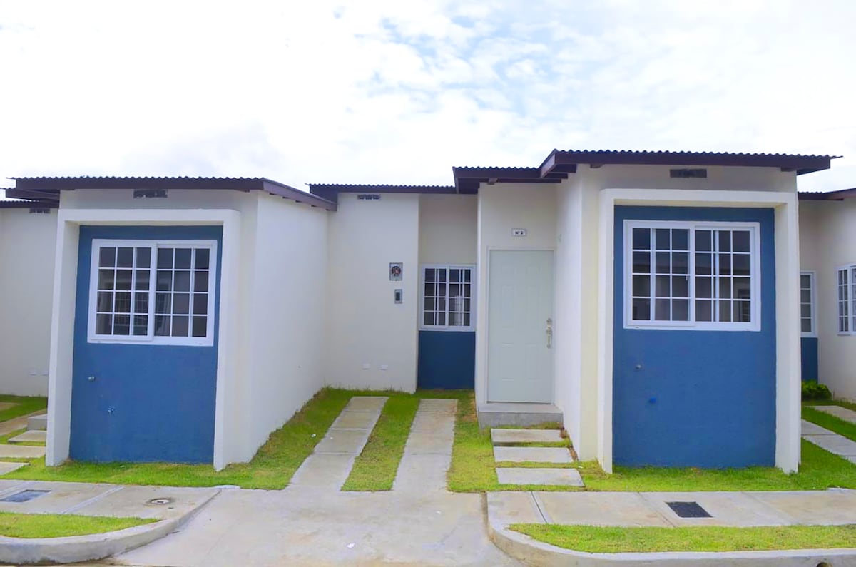 El incumplimiento gubernamental impacta a promotoras y clientes, hay más de 16 mil hogares en riesgo