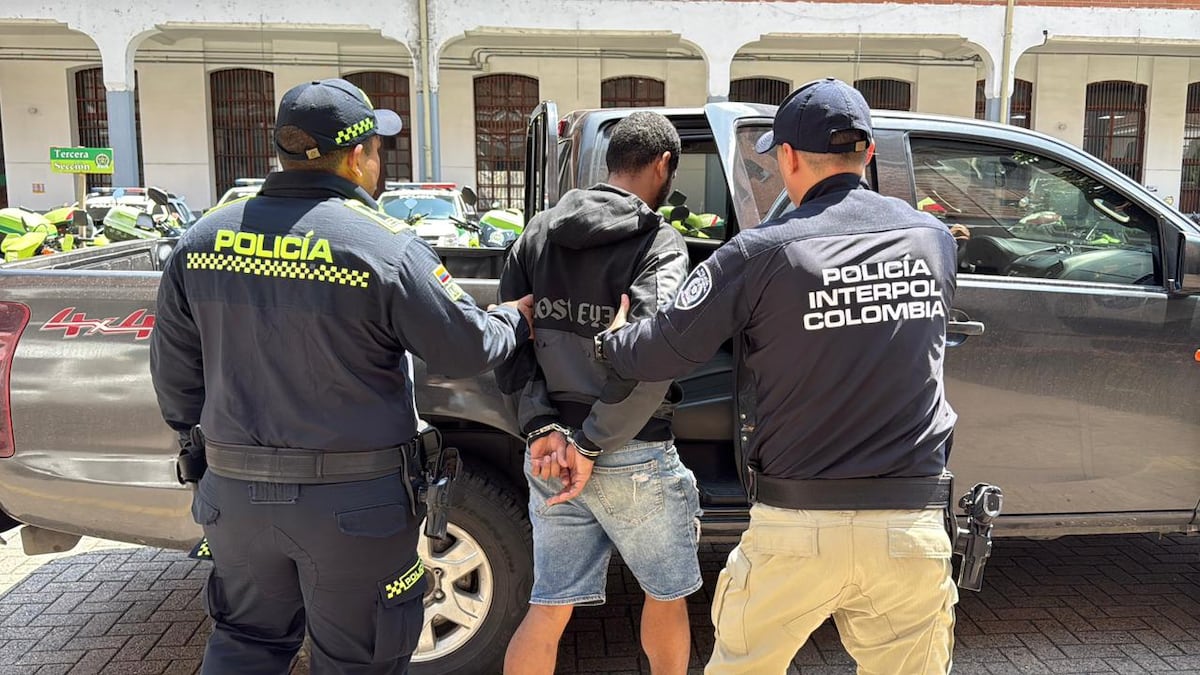 Panameño fugado de La Joya hace siete años y acusado de homicidio cae en Medellín