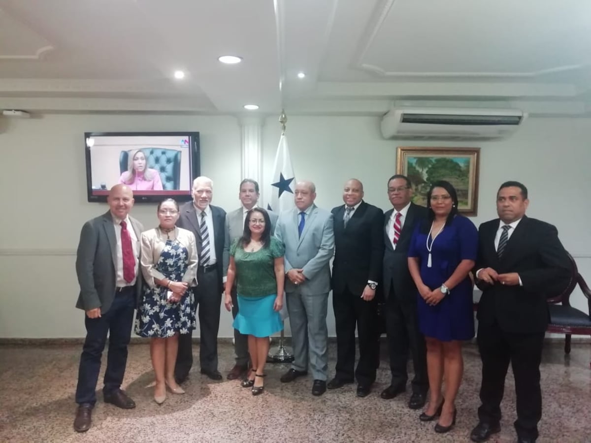 Sociólogos tendrán escalafón salarial