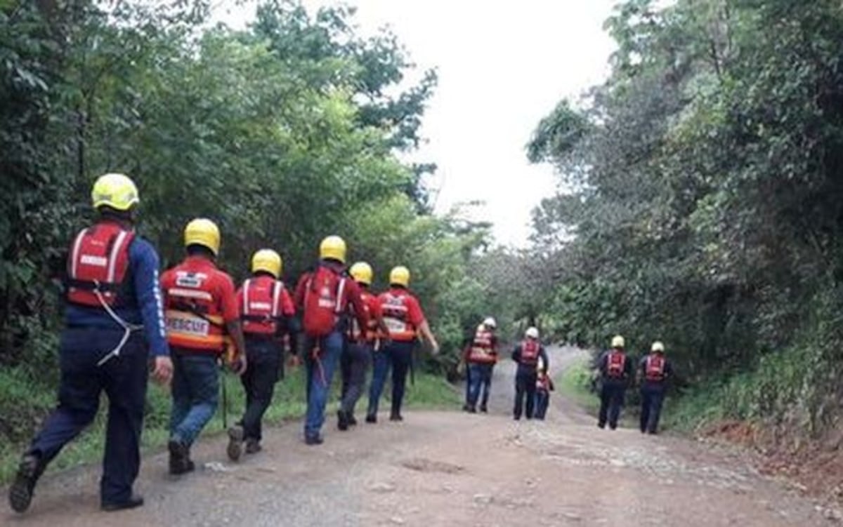 CON HIPOTERMIA. Responden a emergencia. Van al rescate de 17 en el Volcán Barú