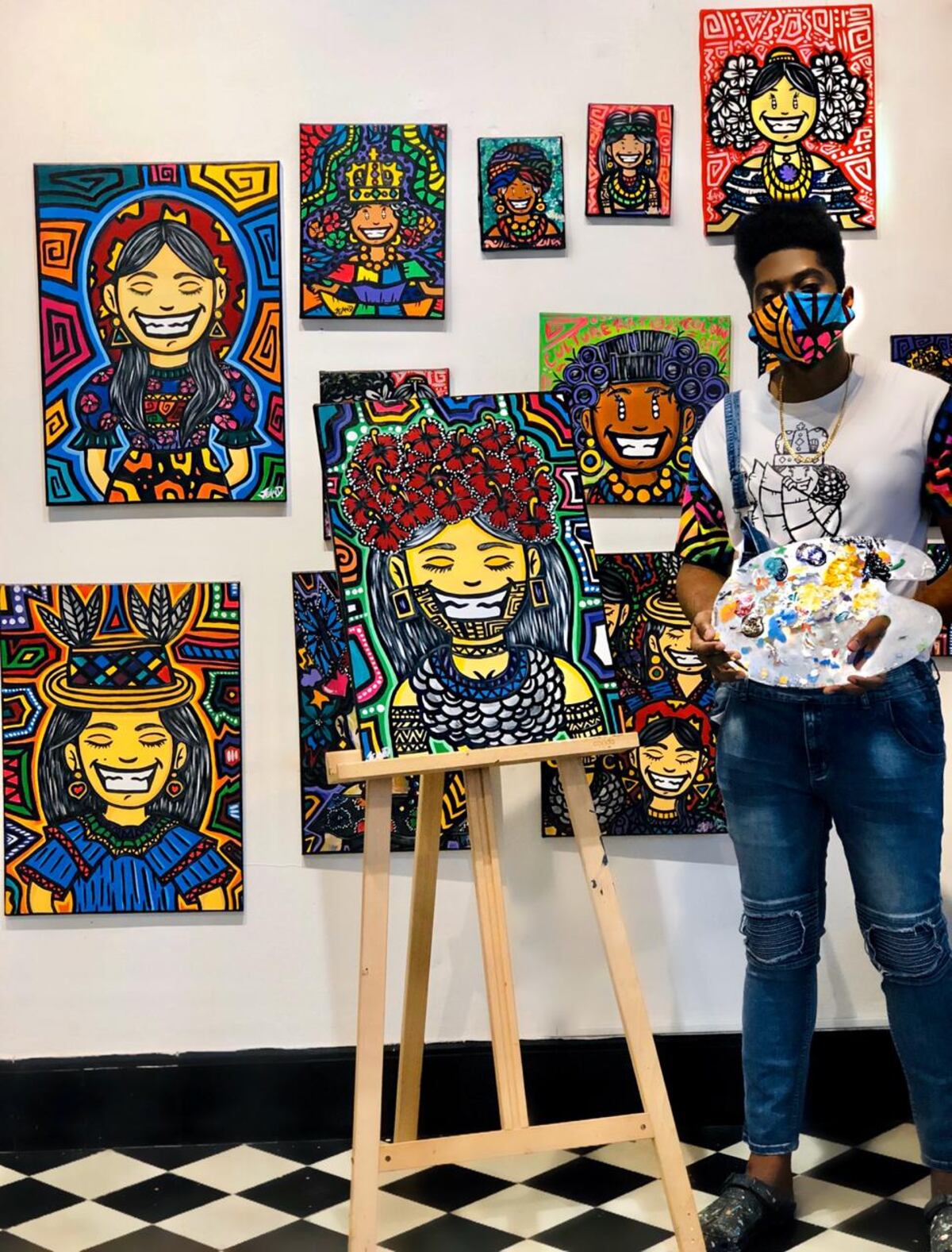 ¿Estas estresado? Diseñador panameño ofrece clases de pintura gratis