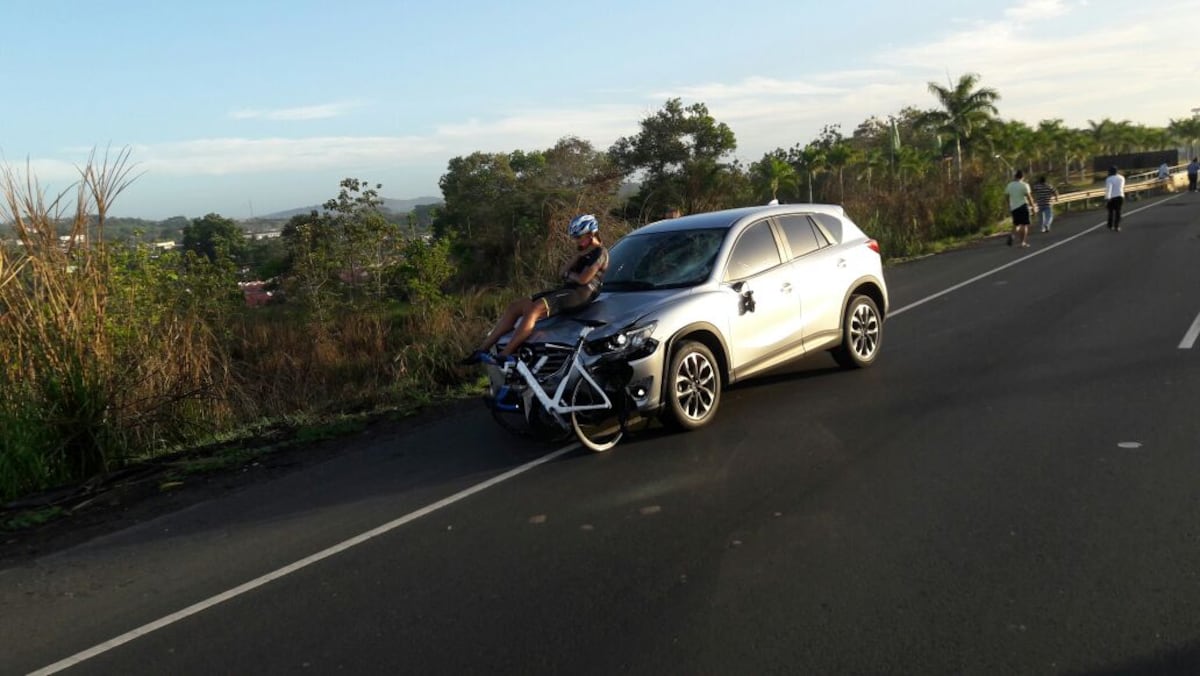 Atropellan a varios ciclistas en la autopista de La Chorrera