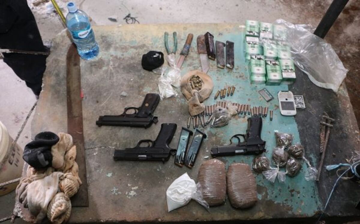 Trasladan a La Nueva Joya a los reos  del video.Solo han recuperado 3 pistolas