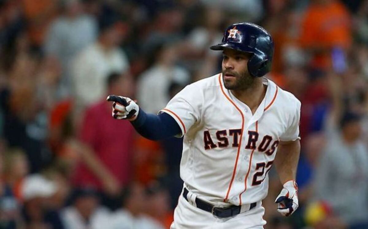José Altuve regresó al roster activo de Houston