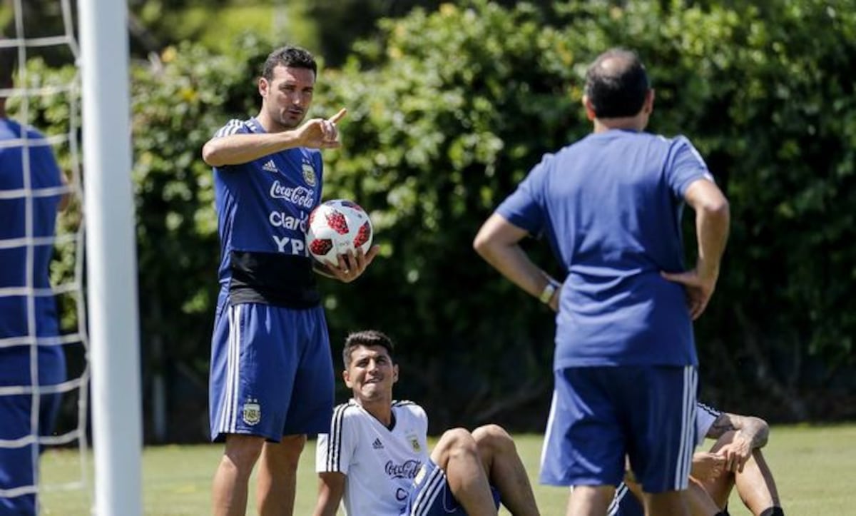 Nahuel Molina se desgarra: Scaloni ajusta plan para el Mundial 2026