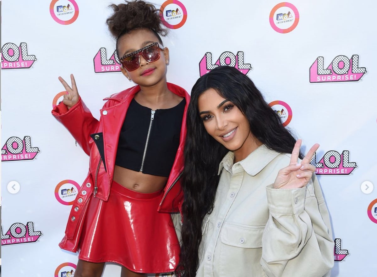 Kim Kardashian lanza a su hija a las pasarelas