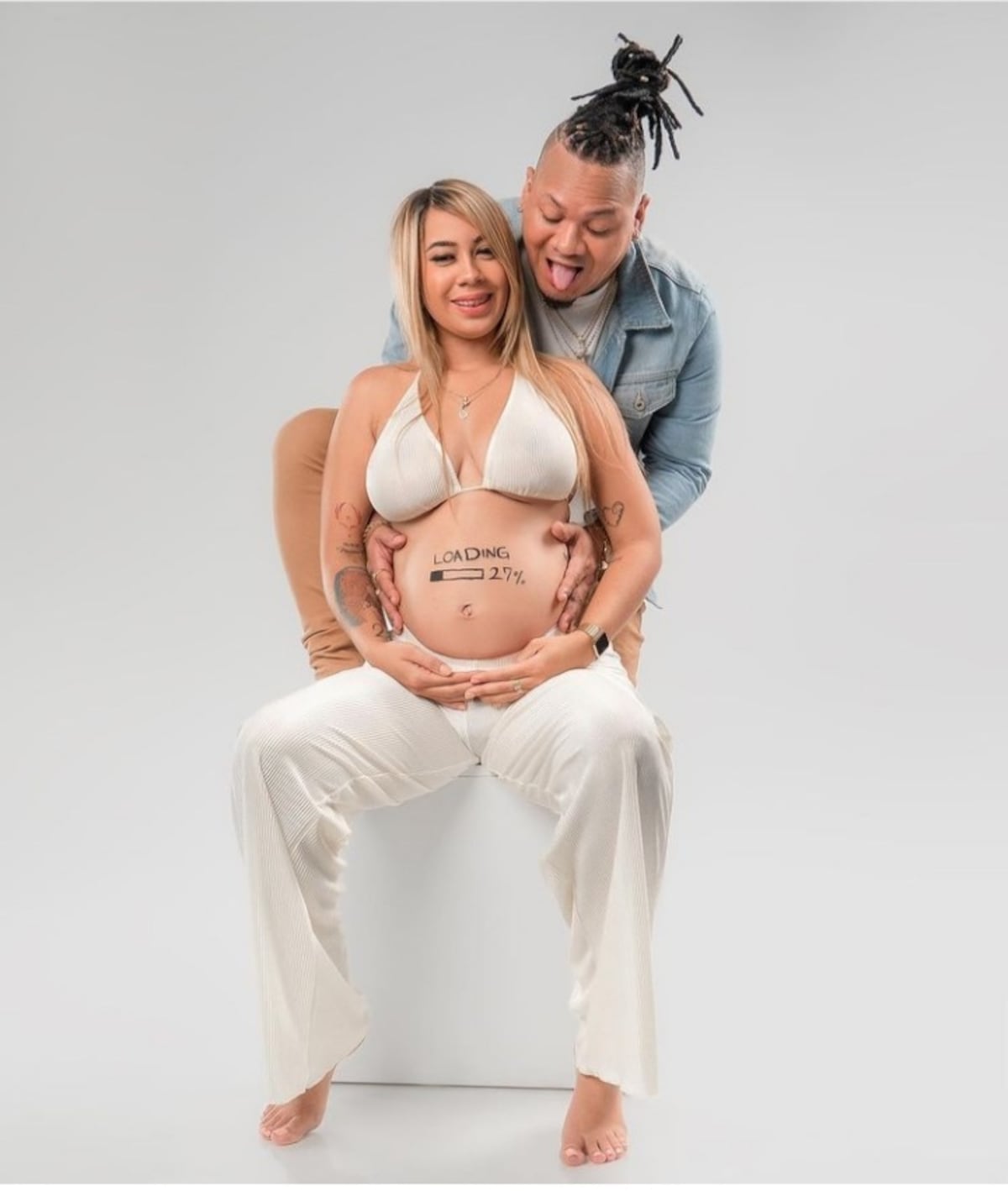 ‘El tiempo de Dios es perfecto’. Mariván anuncia que Anyuri está embarazada 