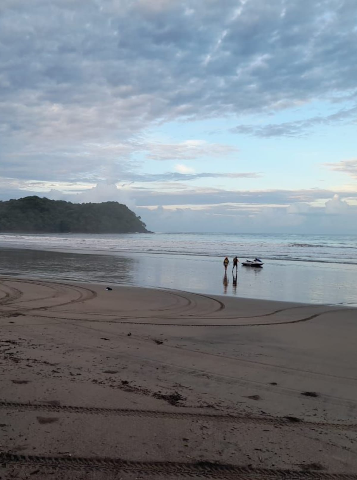 Encuentran cadáver de joven que desapareció en playa La Ensenada