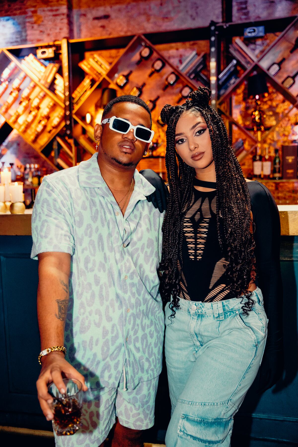 ‘Ya no más’, lo último de Farah y Mole 