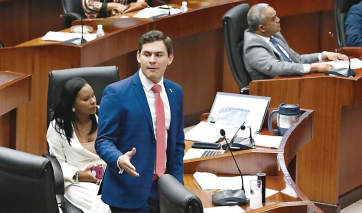 Urge acabar con juicios especiales. Diputado Vásquez se pronuncia por caso Arquesio Arias