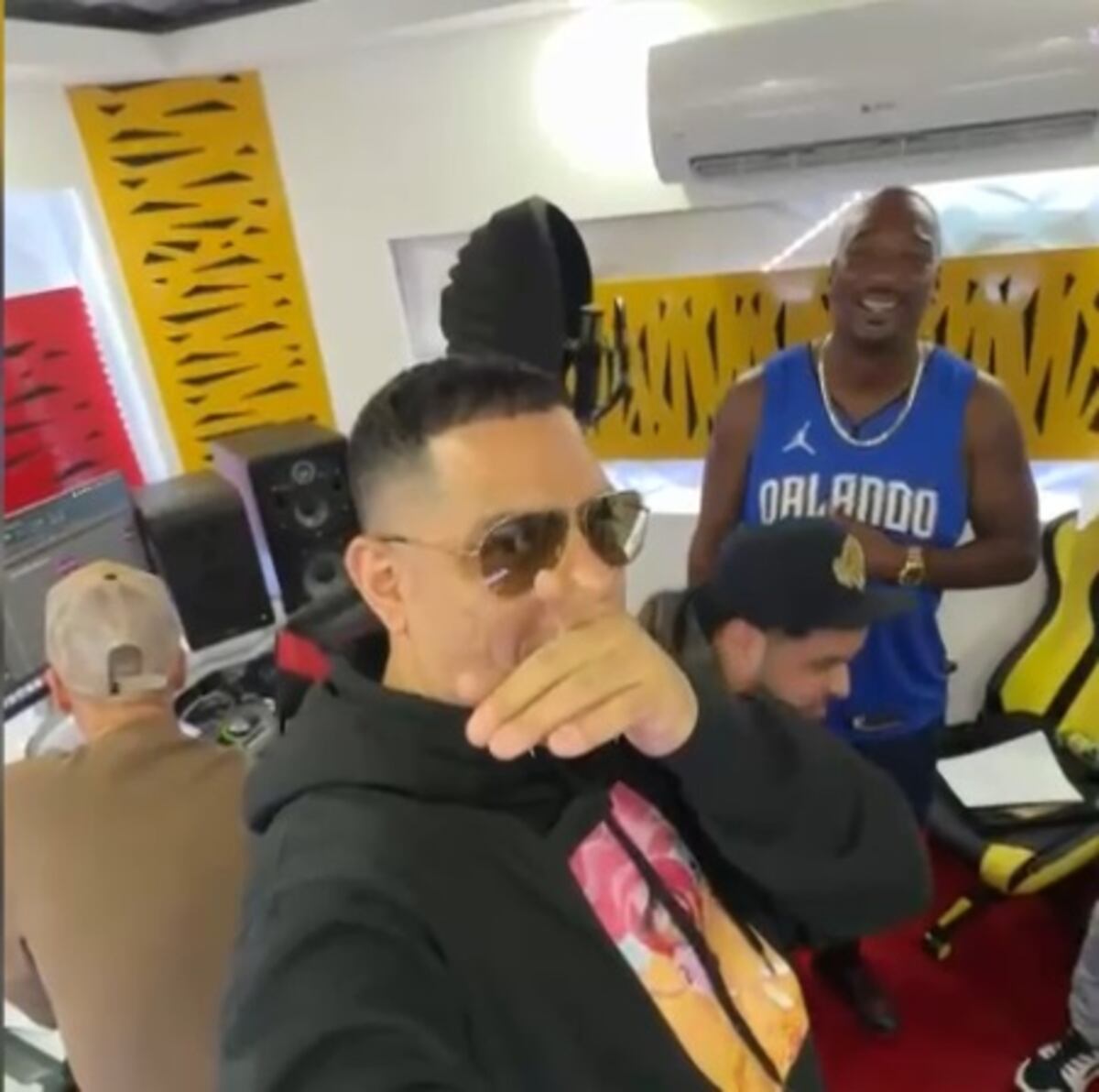 Famoso dúo boricua da gracias a Dios por conocer al panameño Gringo Man. Wisin y Tito El Bambino reaccionan