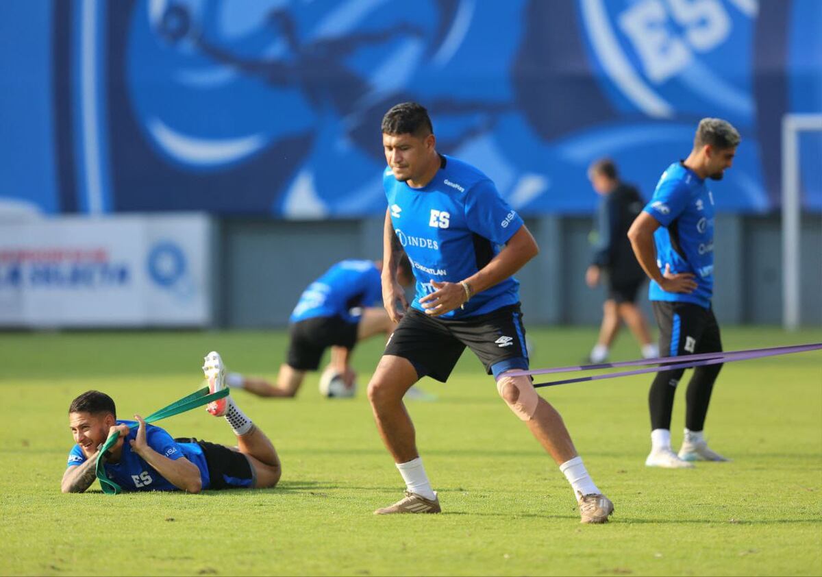¿Pondrán toda la carne en el asador? Nicolás Muñoz y Gustavo Flores prevén un duelo cerrado y decisivo esta noche